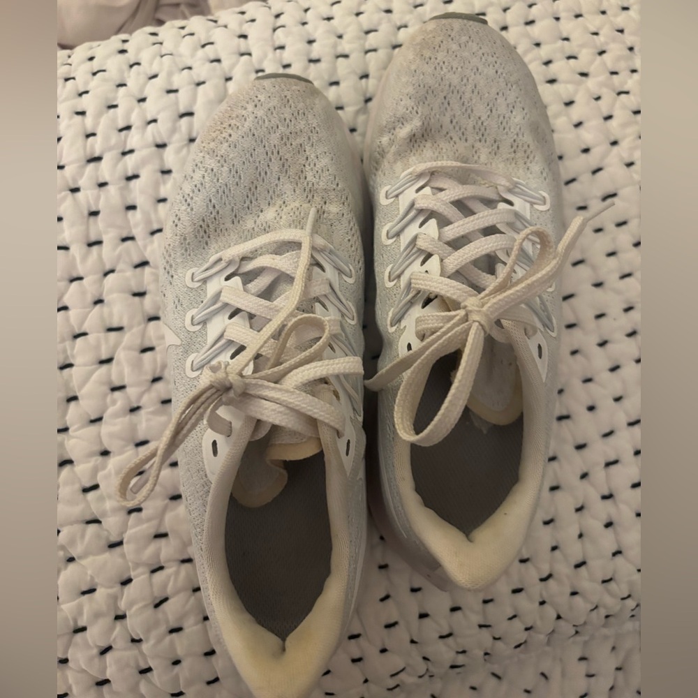 Nike Women's Gray & White Zoom Athletic Shoes